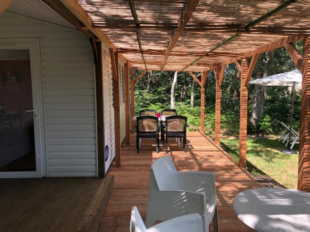 Vila Les Cabanes De Rouffignac Exteriér fotografie