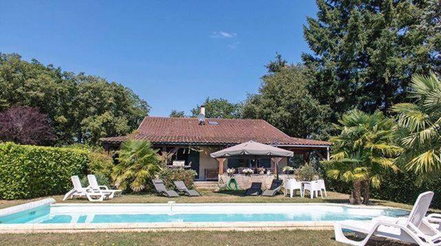 Vila Les Cabanes De Rouffignac Exteriér fotografie