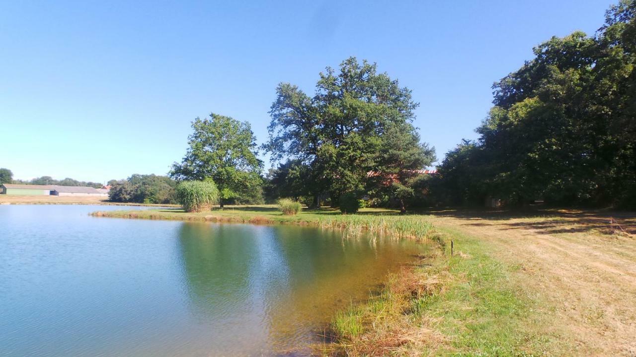 Vila Les Cabanes De Rouffignac Exteriér fotografie